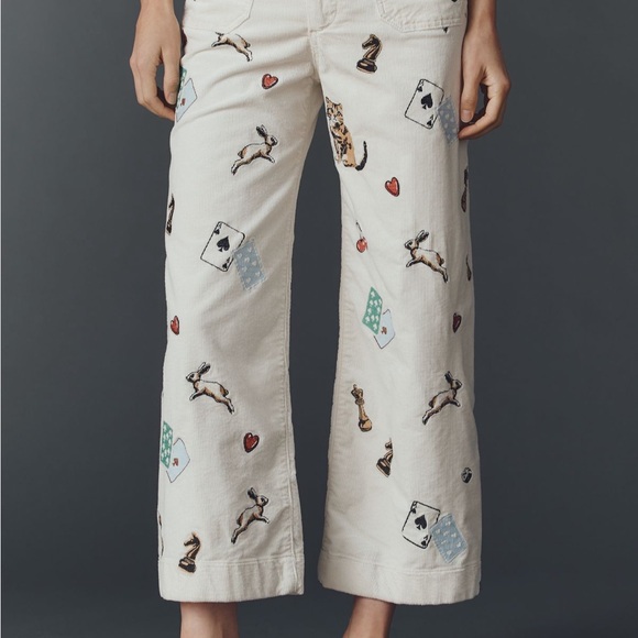 Maeve Colette Ivory Cropped Pants with Playful Print - Picture 4 of 16
